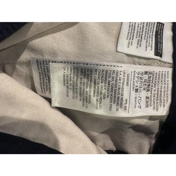 Levi's Men's Regular Carrier Cargo Short Navy Size 30W - Picture 6 of 7